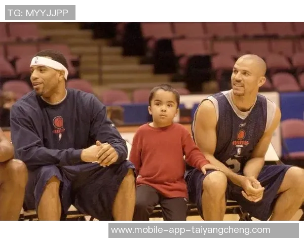 比尔西蒙斯直言基德应停止让弗拉格打控卫这一愚蠢决定